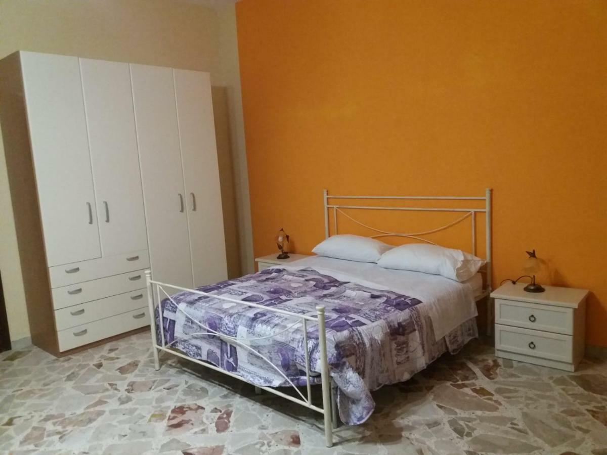 Licata Posti Letto Hotel Трапани Екстериор снимка